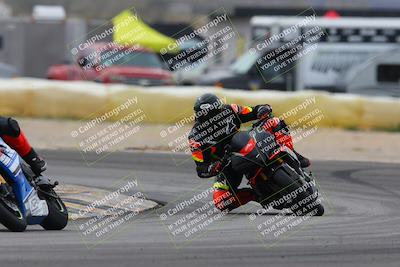 media/Jan-15-2023-SoCal Trackdays (Sun) [[c1237a034a]]/Turn 2 Set 1 (1145am)/